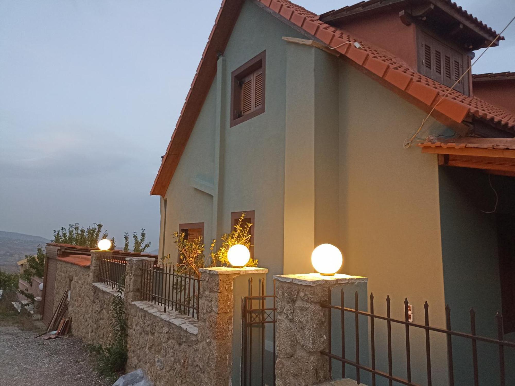 Synikia Mesi Trikalon Guesthouse Italiano מראה חיצוני תמונה